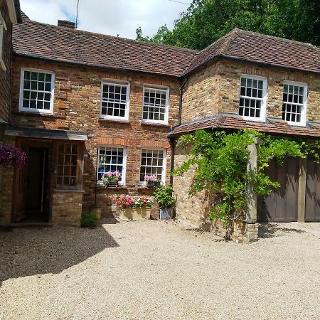 Tilford Mill Cottage Фарнъм Екстериор снимка